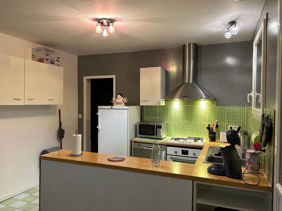 Jolie Villa Independante Climatisee 3 Chambres Tout Confort 6 Couchages, Piscine Chauffee 4 X 8 Disponible Selon Meteo De Mai A Fin Septembre, Jacuzzi 4 Places, Boulodrome Eclaire, Ping-Pong, Wifi, Proche Commerces Animaux Domestiques Sur Demande Bretenoux Zewnętrze zdjęcie